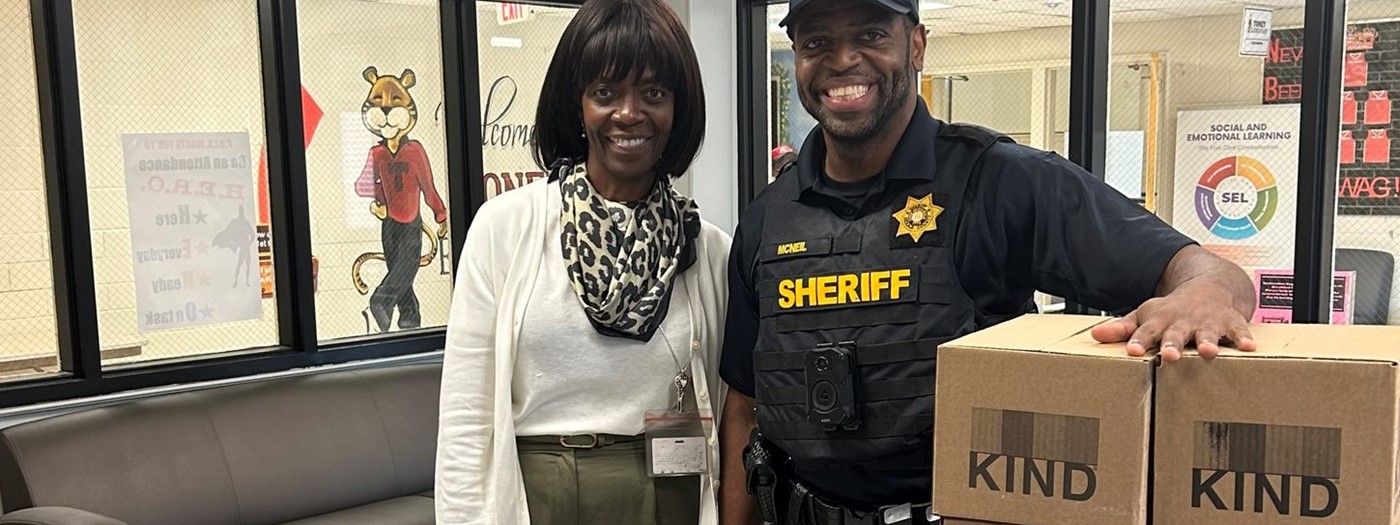 Deputy Kind bars
